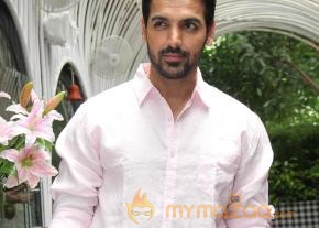 John Abraham Launch Pitol Soku Joi Album   photo 12