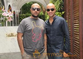 John Abraham Launch Pitol Soku Joi Album   photo 10
