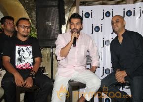 John Abraham Launch Pitol Soku Joi Album   photo 2