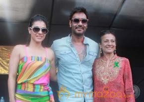 Kajol Devgn & Ajay Devgn At The Clean & Green Lonavala Event  photo 29