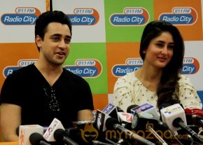 Kareena, Imran at Gori Tere Pyaar Main Promotion photo 4