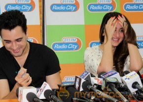 Kareena, Imran at Gori Tere Pyaar Main Promotion photo 17