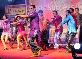 KHILADI 786 MOVIE PROMOTION PHOTOS photo 10