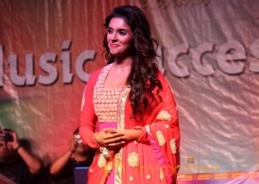 KHILADI 786 MOVIE PROMOTION PHOTOS photo 13