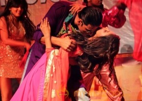 KHILADI 786 MOVIE PROMOTION PHOTOS photo 19
