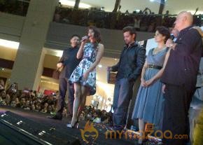 Krrish 3 Movie Promotion At Dubai Images photo 17