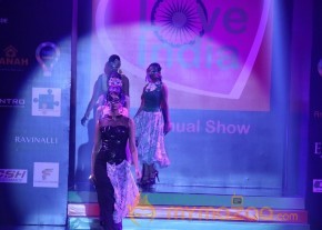 Lakhotia Love India Fashion Show Photos 02 photo 22