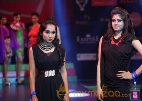 Lakhotia Love India Fashion Show Photos 02 photo 78