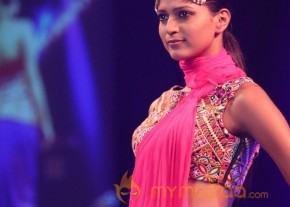 Lakhotia Love India Fashion Show Photos 02 photo 34