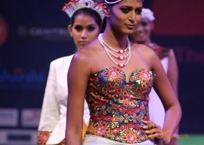 Lakhotia Love India Fashion Show Photos 02 photo 73