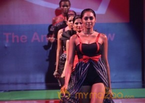 Lakhotia Love India Fashion Show Photos 02 photo 64