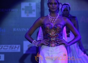 Lakhotia Love India Fashion Show Photos Gallery photo 7