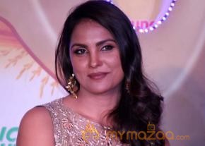 Lara Dutta At Fautune Rice Oil lauch photo 3