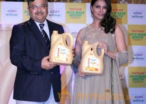 Lara Dutta At Fautune Rice Oil lauch photo 11
