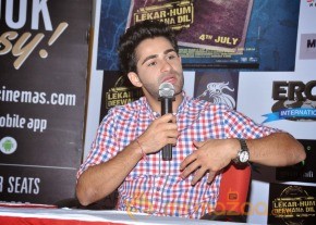 Lekar Hum Deewana Dil Movie Press Meet photo 15