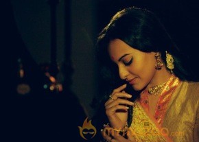 Lootera Movie Latest Photos photo 5