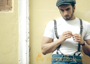 Lootera Movie Latest Photos photo 13