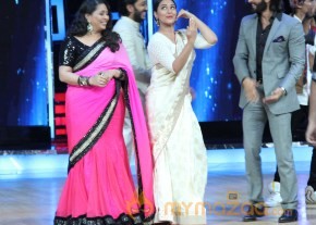 Lootera Team At Star Plus India Dancing Superstar 2  photo 40