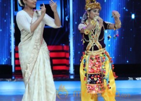 Lootera Team At Star Plus India Dancing Superstar 2  photo 37