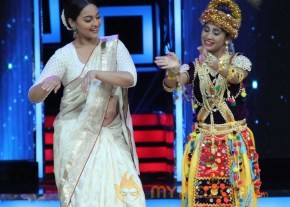 Lootera Team At Star Plus India Dancing Superstar 2  photo 4