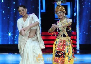 Lootera Team At Star Plus India Dancing Superstar 2  photo 15