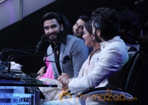 Lootera Team At Star Plus India Dancing Superstar 2  photo 49