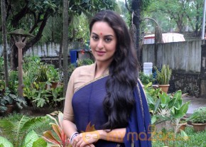 Lootera Team Promote On The Sets Of TV Serial Uttaran  photo 24