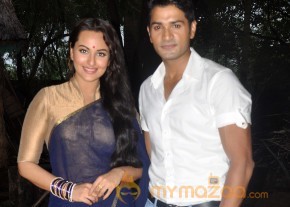 Lootera Team Promote On The Sets Of TV Serial Uttaran  photo 14