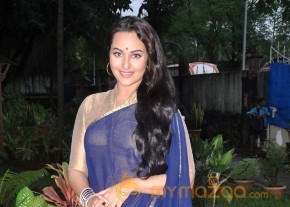 Lootera Team Promote On The Sets Of TV Serial Uttaran  photo 37