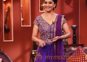 Madhuri Dedh Ishqiya Promotion Photos photo 39