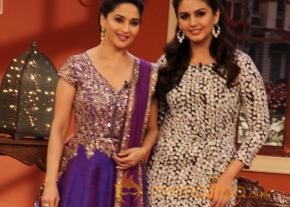 Madhuri Dedh Ishqiya Promotion Photos photo 37