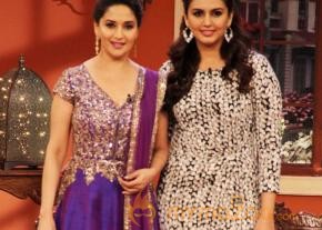 Madhuri Dedh Ishqiya Promotion Photos photo 13