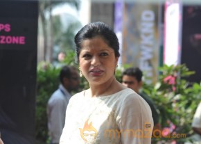 Mandira Bedi at Myntra Fashion Show 2014 photo 9