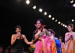 Mandira Bedi at Myntra Fashion Show 2014 photo 28