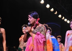 Mandira Bedi at Myntra Fashion Show 2014 photo 2