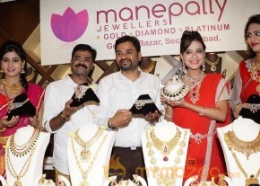 Manepally Dhanteras Jewellery Collections Launch Photos photo 28