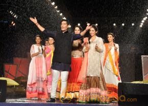 Manish Malhotra & Shaina NC For CPAA Fashion Show  photo 34