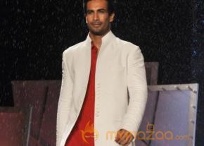 Manish Malhotra & Shaina NC For CPAA Fashion Show  photo 46