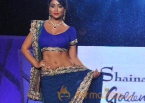 Manish Malhotra & Shaina NC For CPAA Fashion Show  photo 17