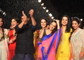 Manish Malhotra & Shaina NC For CPAA Fashion Show  photo 10