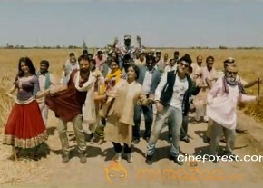 MATRU KI BIJLEE KA MANDOLA MOVIE GALLERY photo 13