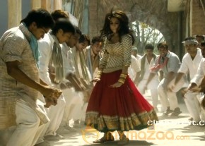 MATRU KI BIJLEE KA MANDOLA MOVIE GALLERY photo 15