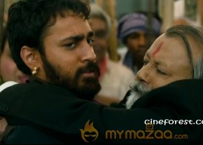 MATRU KI BIJLEE KA MANDOLA MOVIE GALLERY photo 10