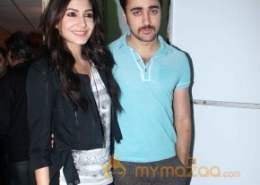 MATRU KI BIJLEE KA MANDOLA MOVIE PICS photo 3