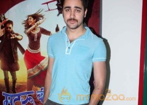 MATRU KI BIJLEE KA MANDOLA MOVIE PICS photo 9