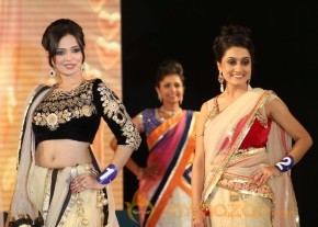 Miss n Mrs India Gujarati Fashion Show Photos photo 5