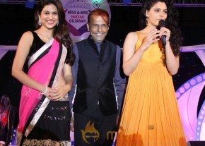 Miss n Mrs India Gujarati Fashion Show Photos photo 39