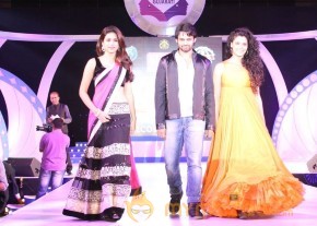 Miss n Mrs India Gujarati Fashion Show Photos photo 28