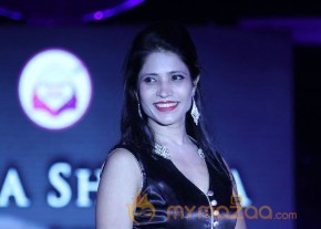 Miss n Mrs India Gujarati Fashion Show Photos photo 29