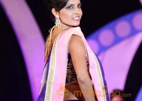 Miss n Mrs India Gujarati Fashion Show Photos photo 40